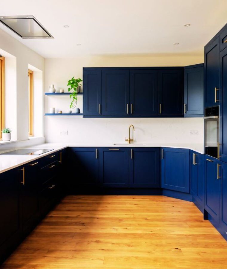 Professional kitchen respray London – full kitchen transformation in navy blue matt finish